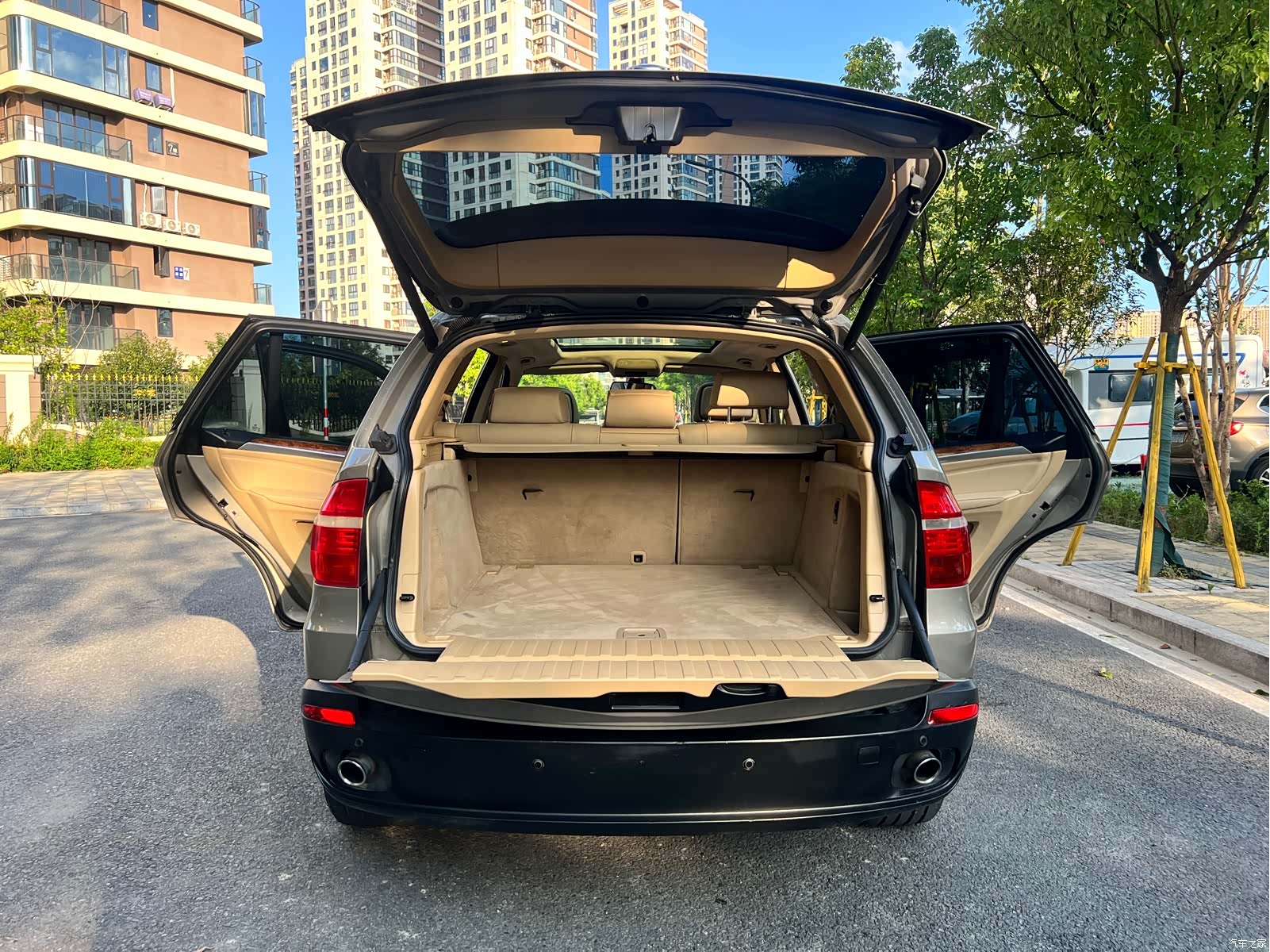 BMW X5, 2009 14