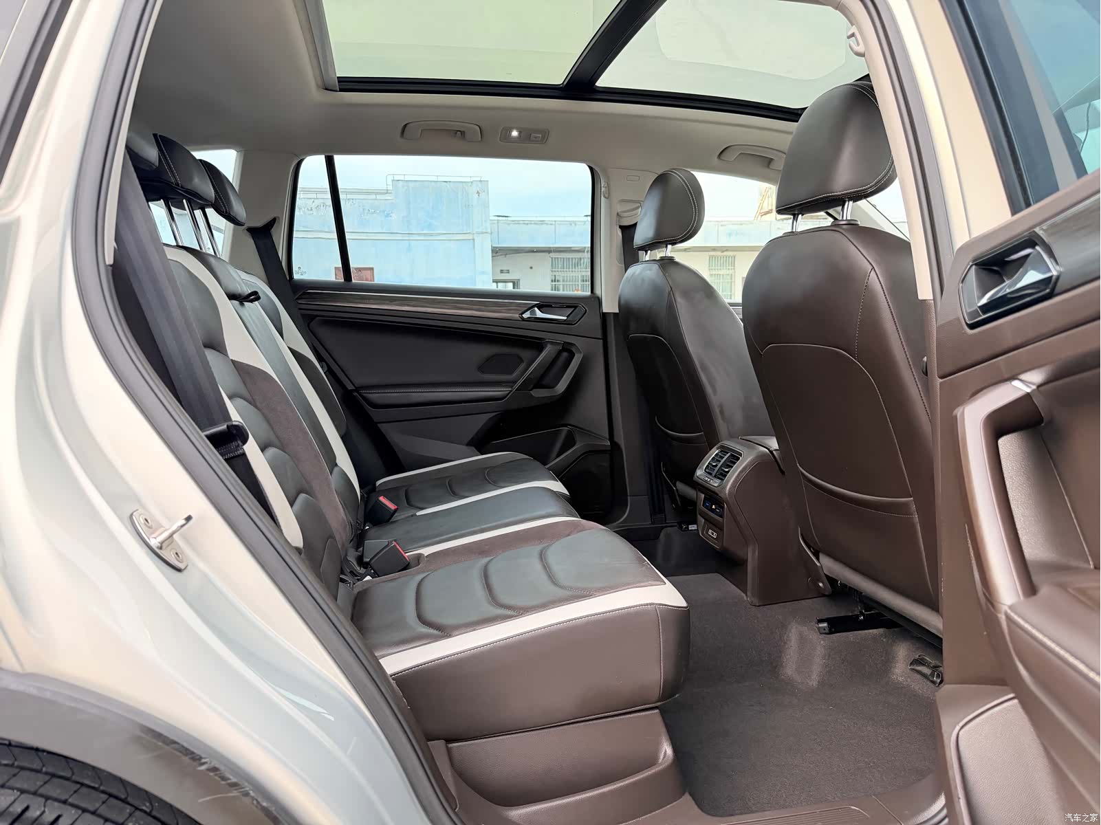 Volkswagen Tiguan L, 2017 12