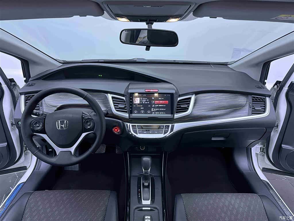 Honda Jade, 2017 12