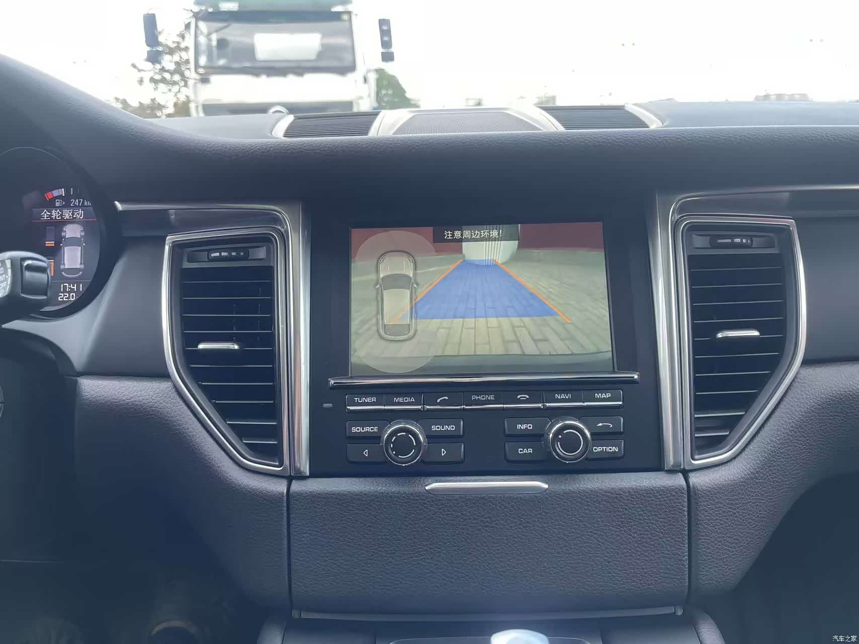 Porsche Macan, 2015 28