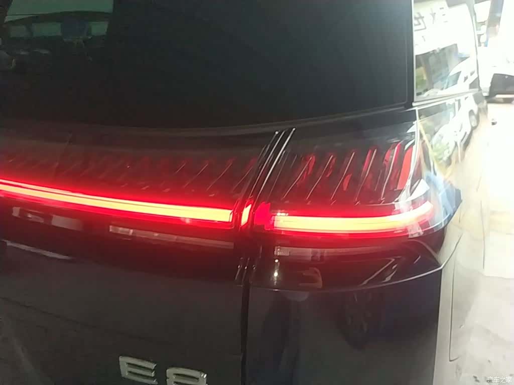 Trumpchi E8, 2024 8