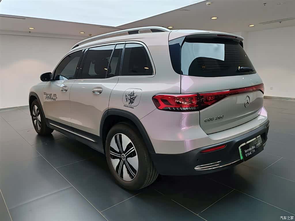 Mercedes-Benz EQB, 2023 6
