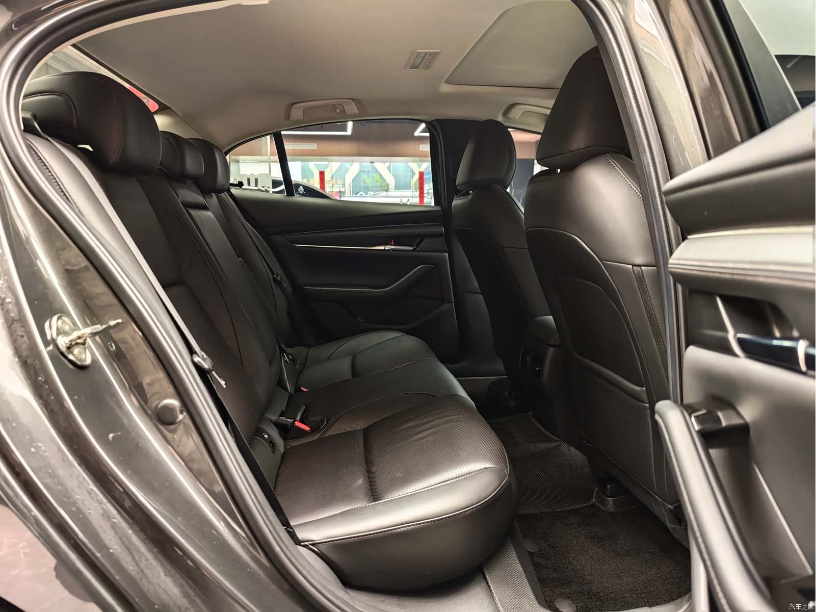Mazda Mazda3, 2022 9