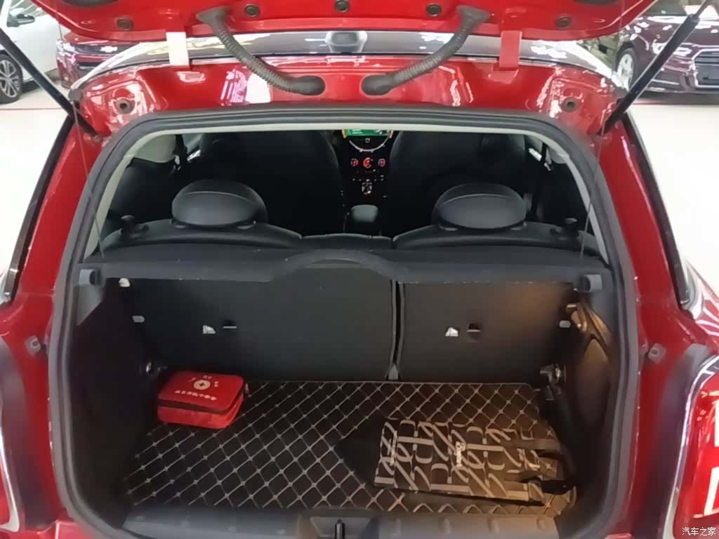 Mini Cooper, 2019 19