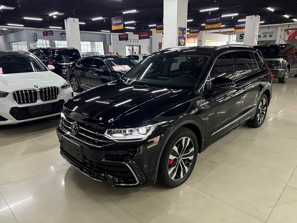 Volkswagen Tiguan L L 2024 330TSI AT R-Line