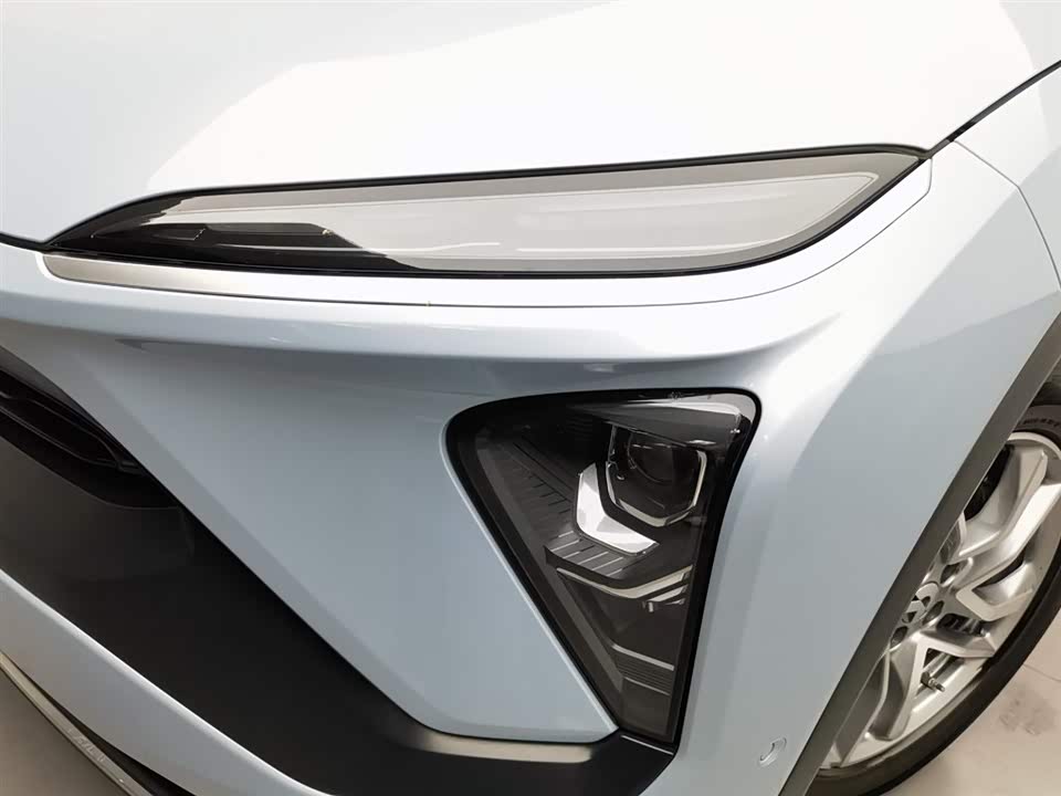 NIO ES6
