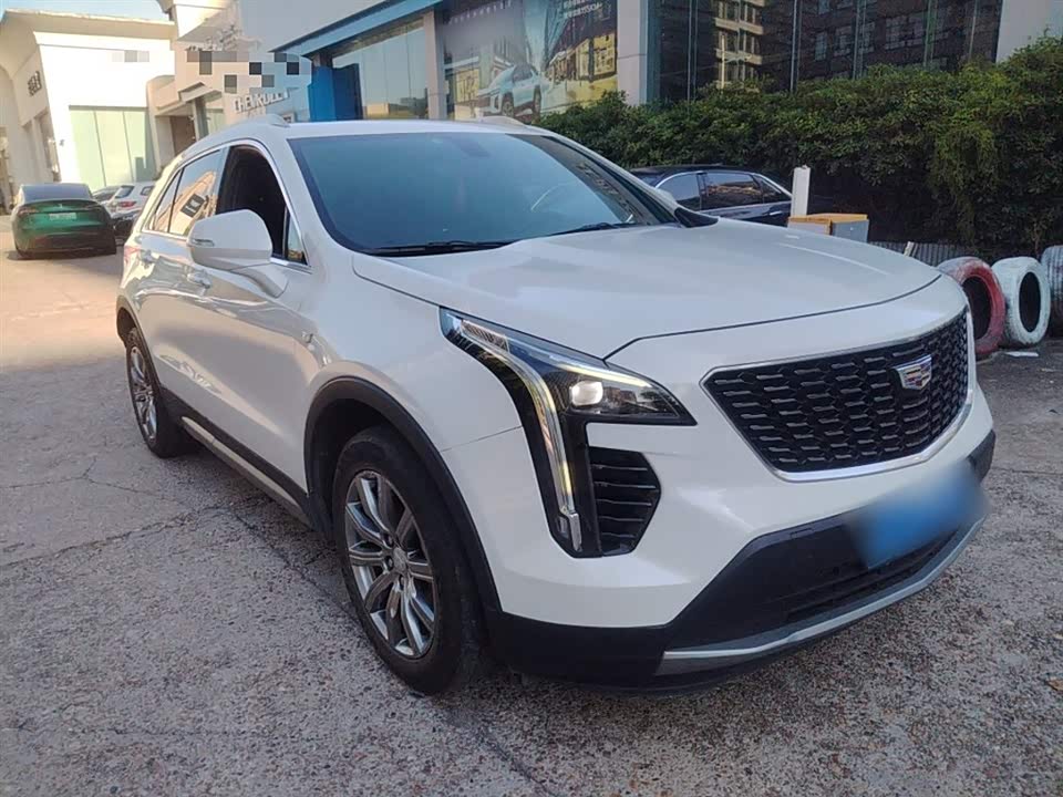 Cadillac XT4