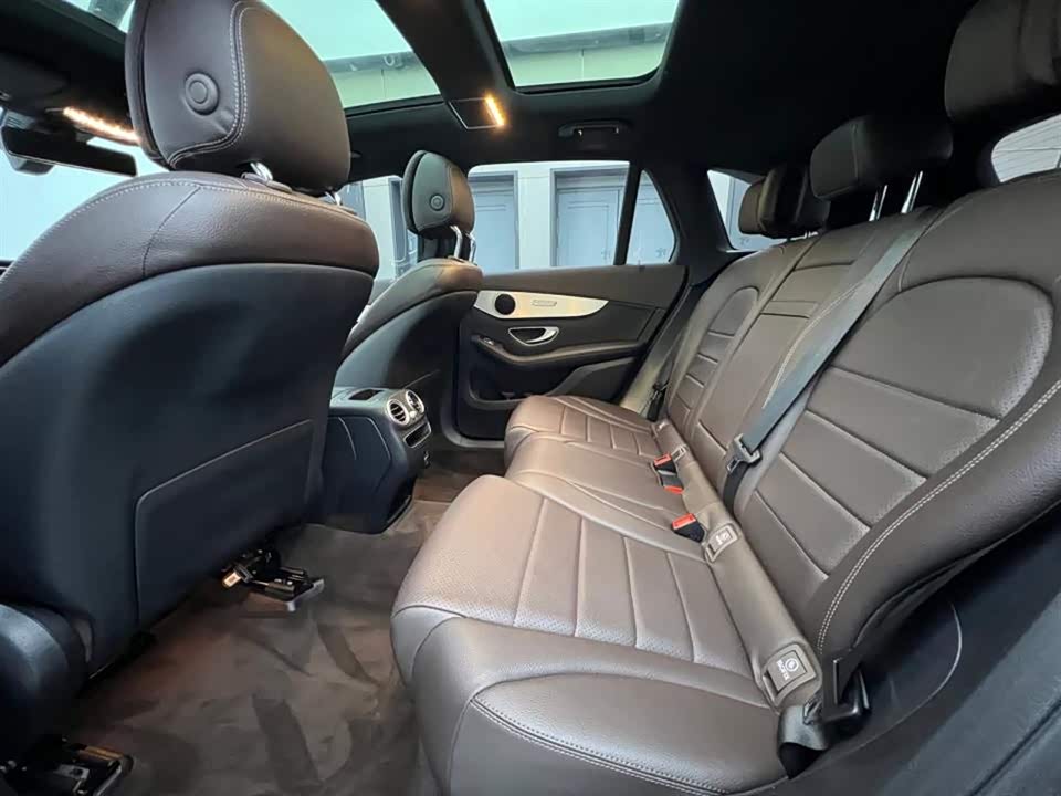 Mercedes-Benz GLC Mercedes-Benz GLC
