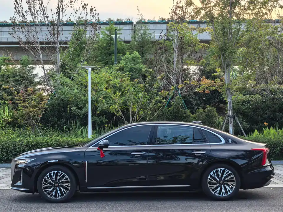 Hongqi H5
