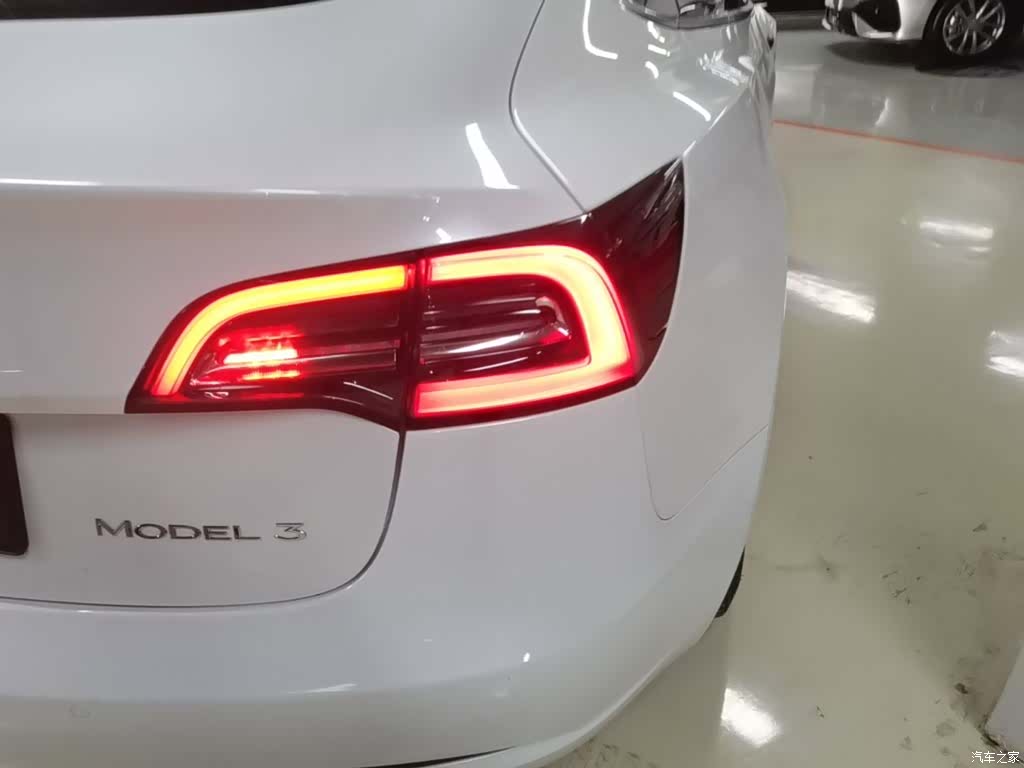 Tesla Model 3, 2021 8