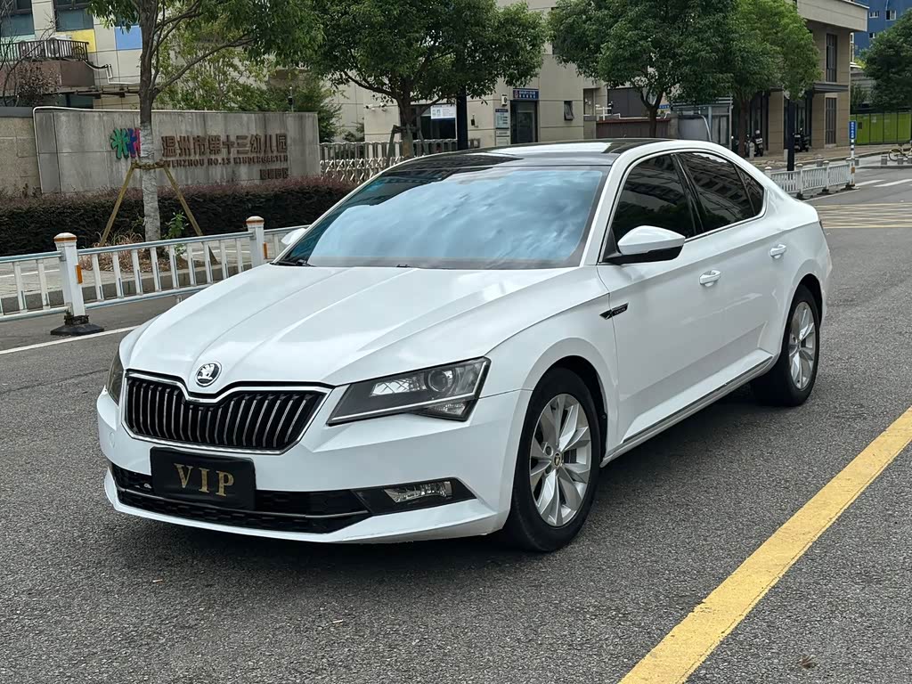 Skoda Superb 2016 TSI280 DSG