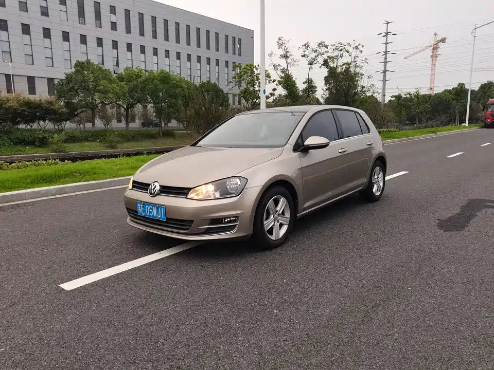 Volkswagen golf