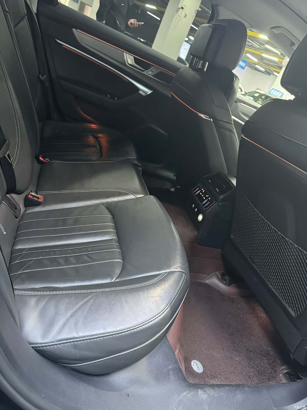 Audi A6L, 2022 все фото