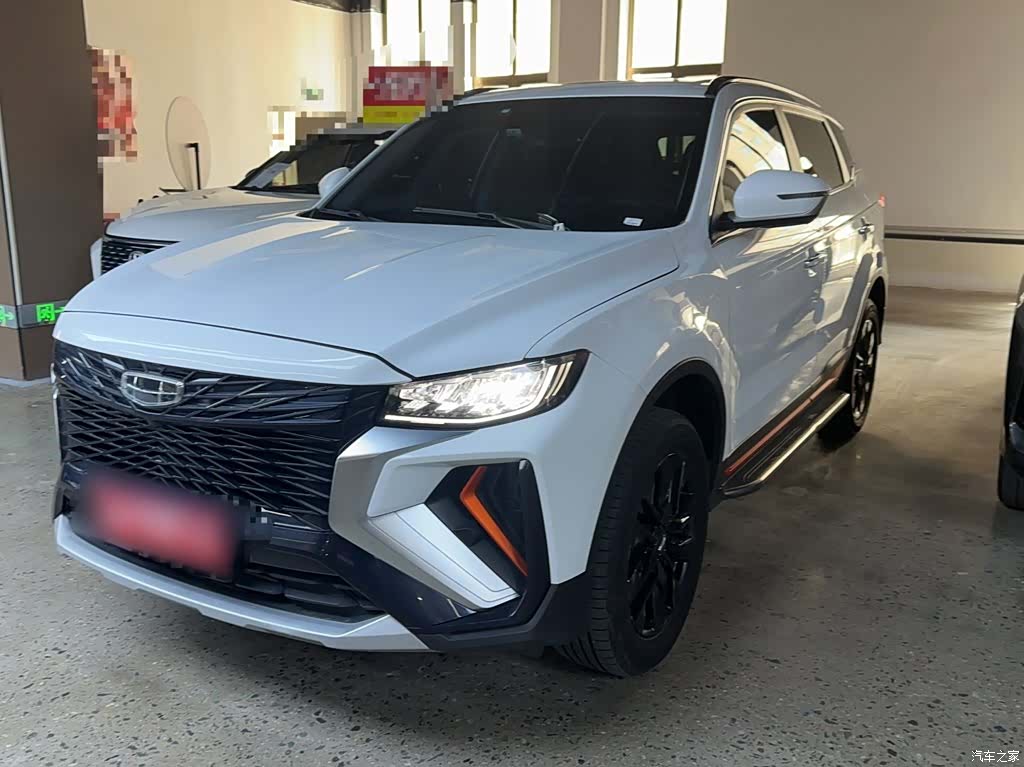 Geely Boyue, 2022 все фото