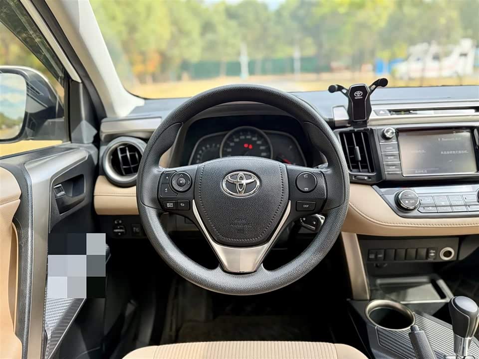 Toyota RAV4 Rongfang