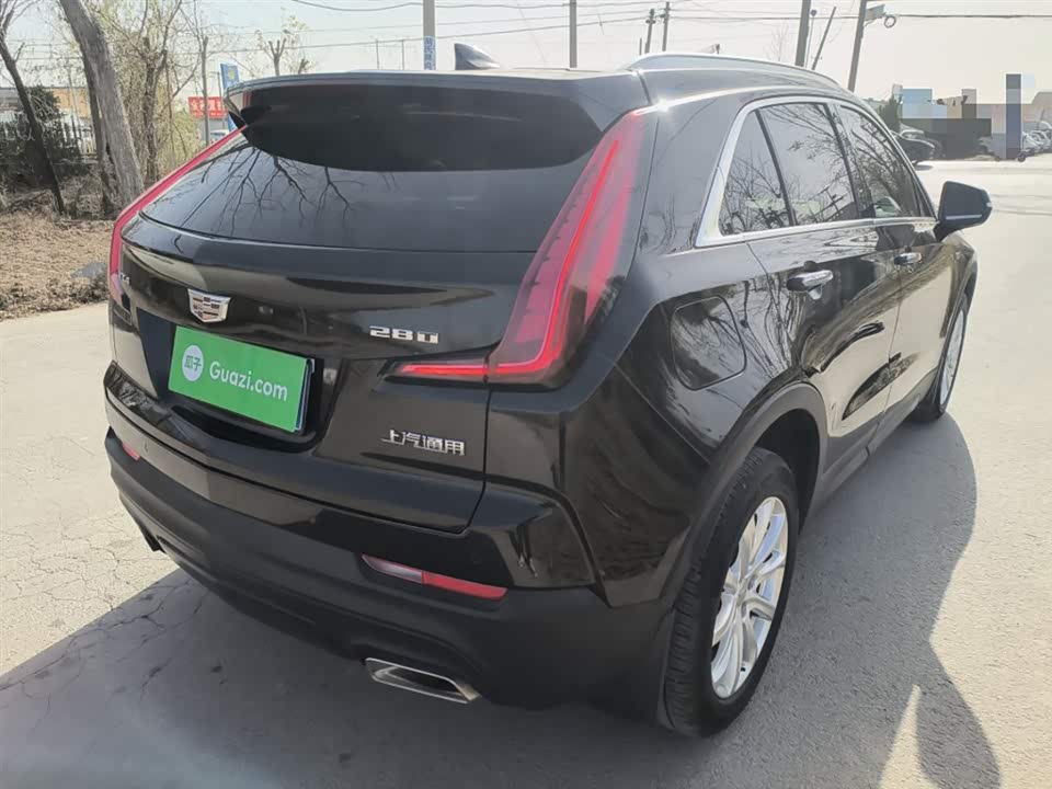 Cadillac XT4