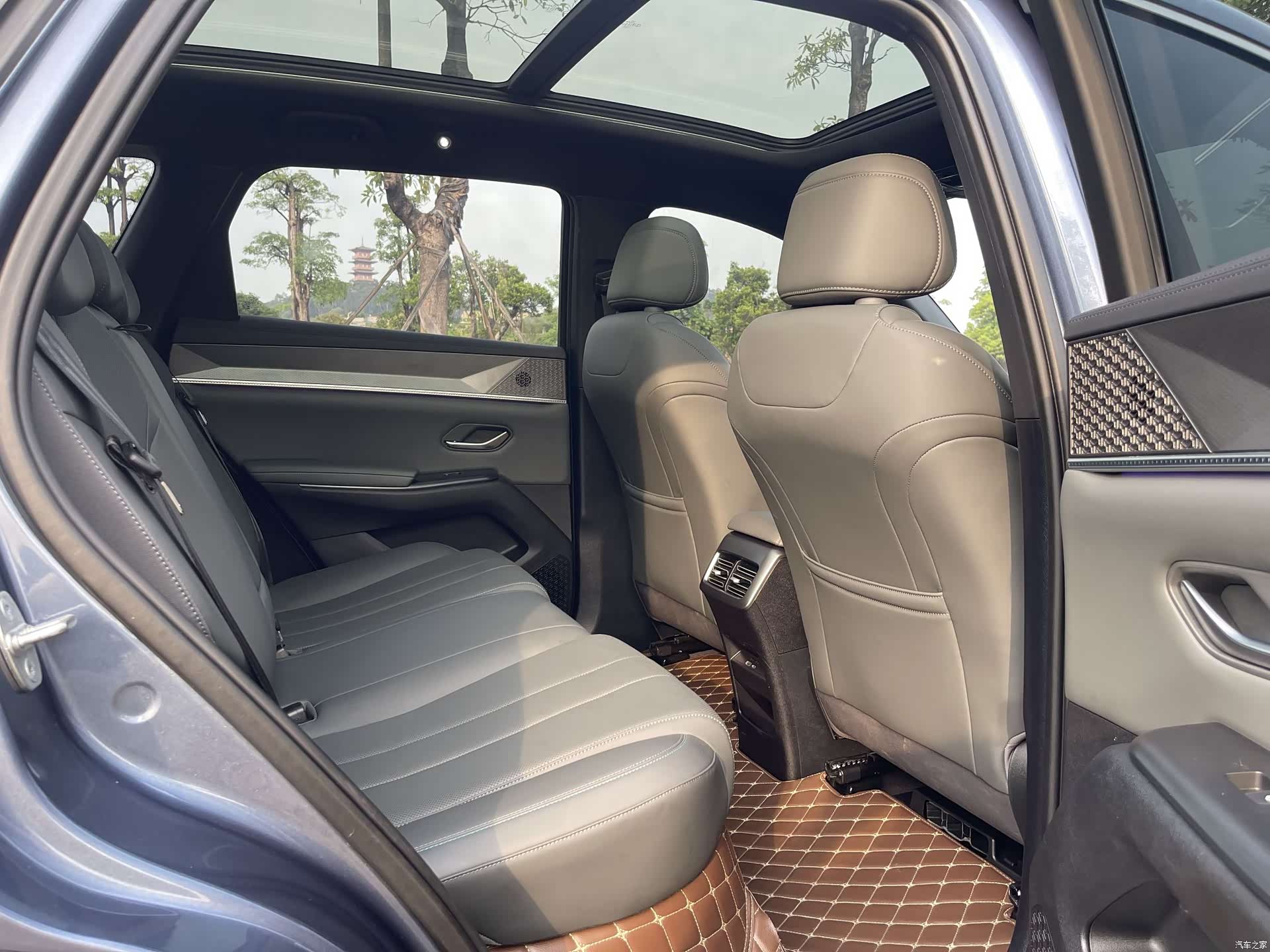 BYD Song, 2025 11