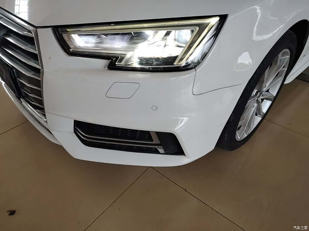 Audi A4L, 2018 24