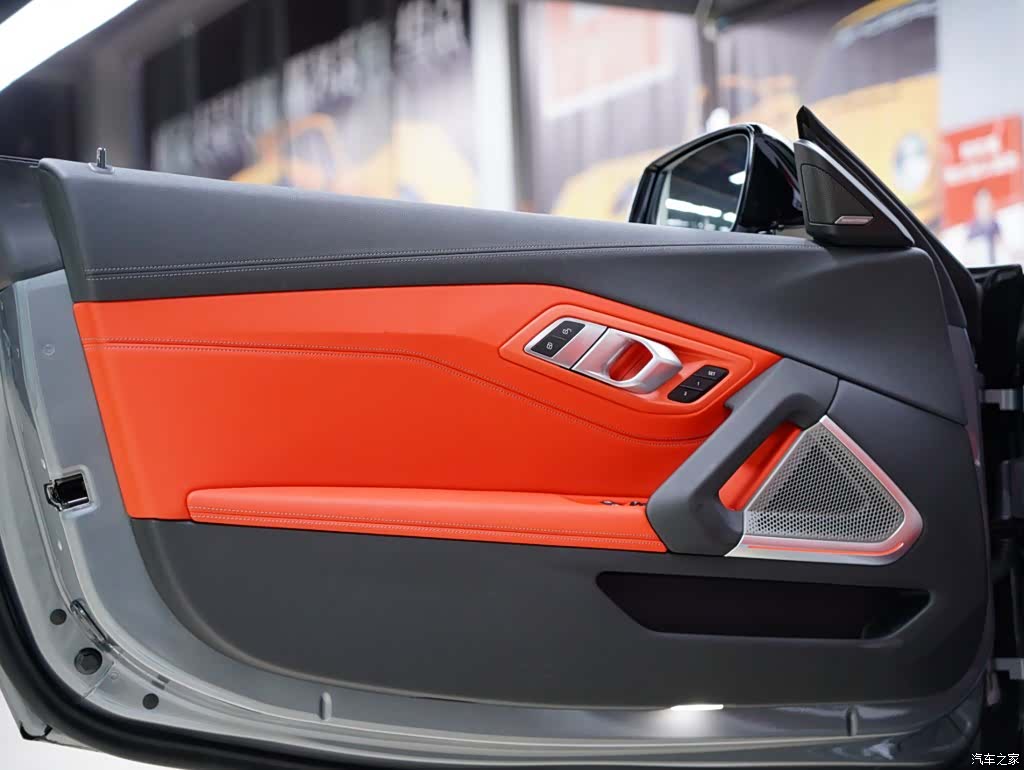 BMW Z4, 2024 28