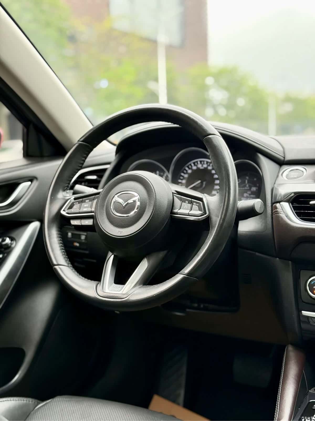 Mazda Atenza, 2018 13