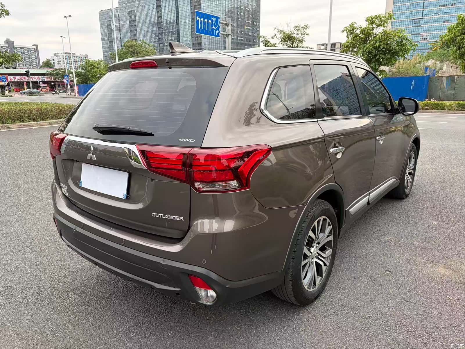 Mitsubishi Outlander, 2018 6