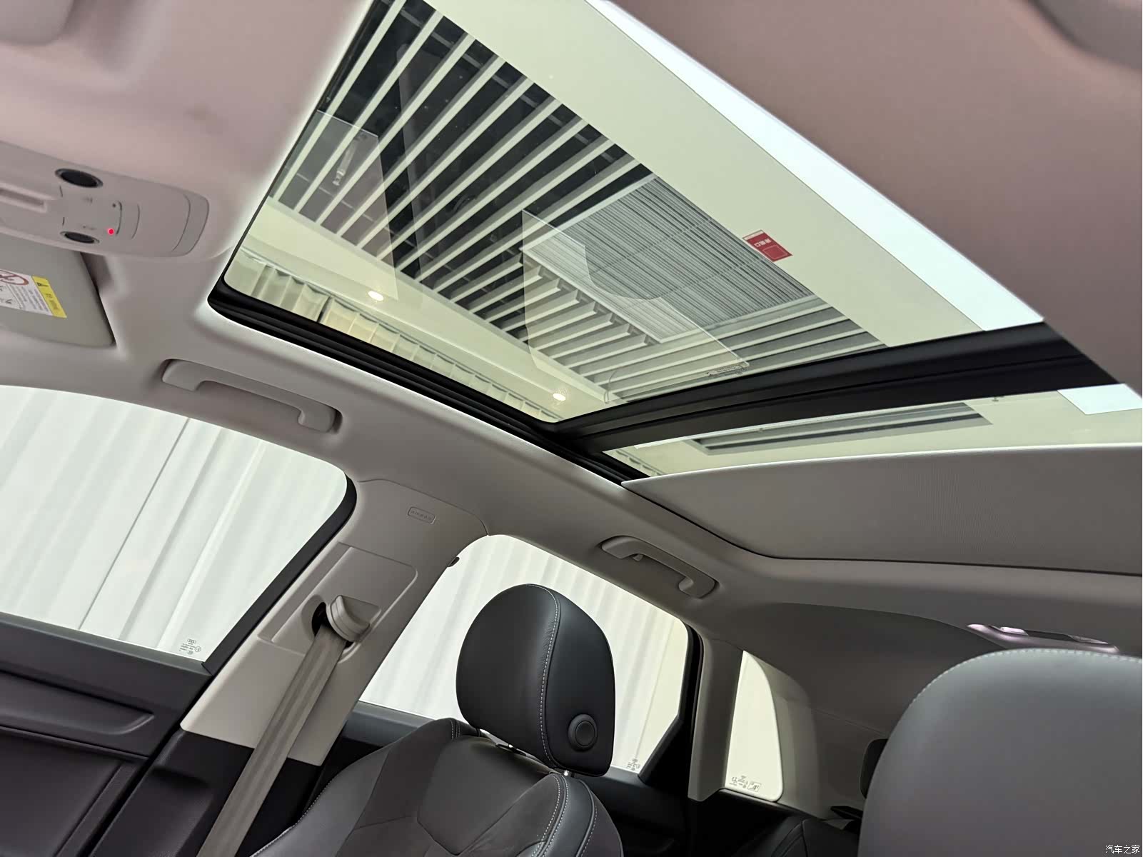 Audi Q3, 2022 13