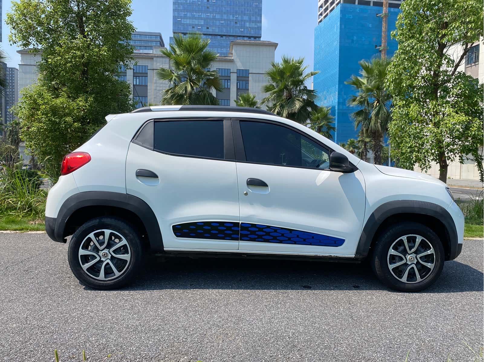 DongFeng E1, 2022 все фото