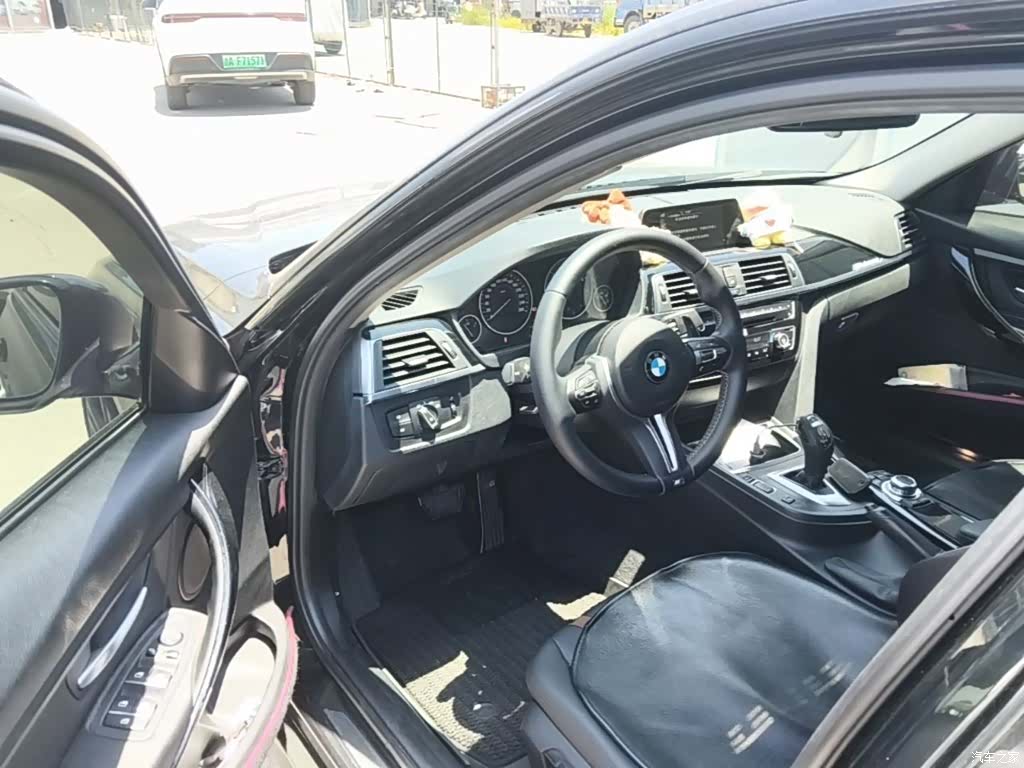 BMW 3 Series, 2017 23