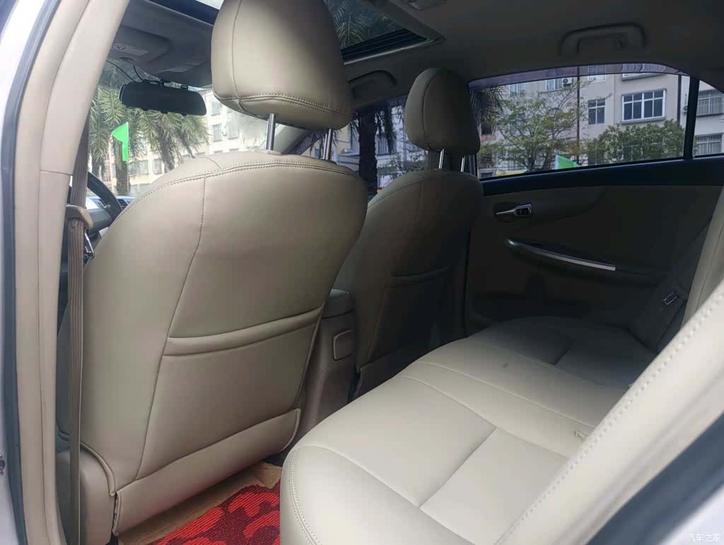 Toyota Corolla, 2012 7