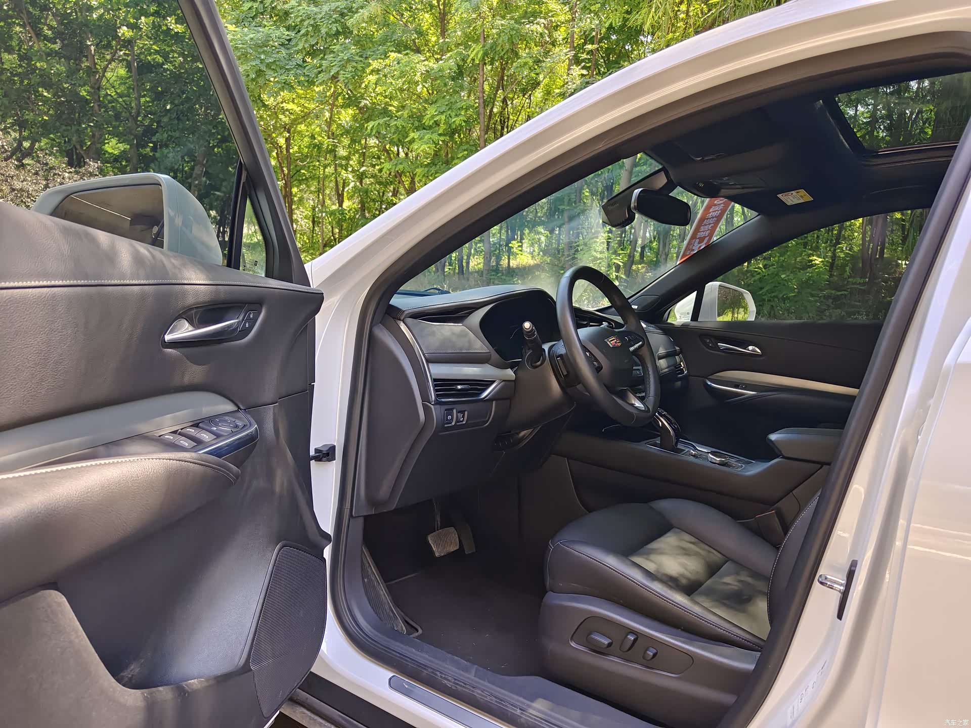 Cadillac XT4, 2020 8