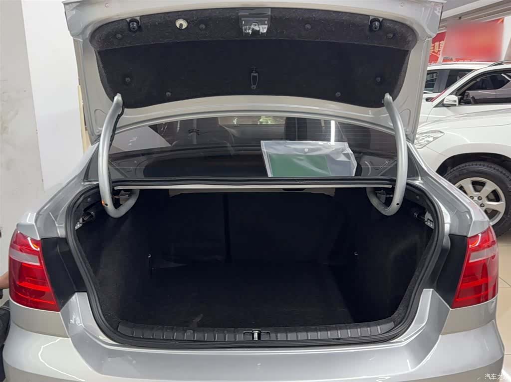 Volkswagen Bora, 2014 10