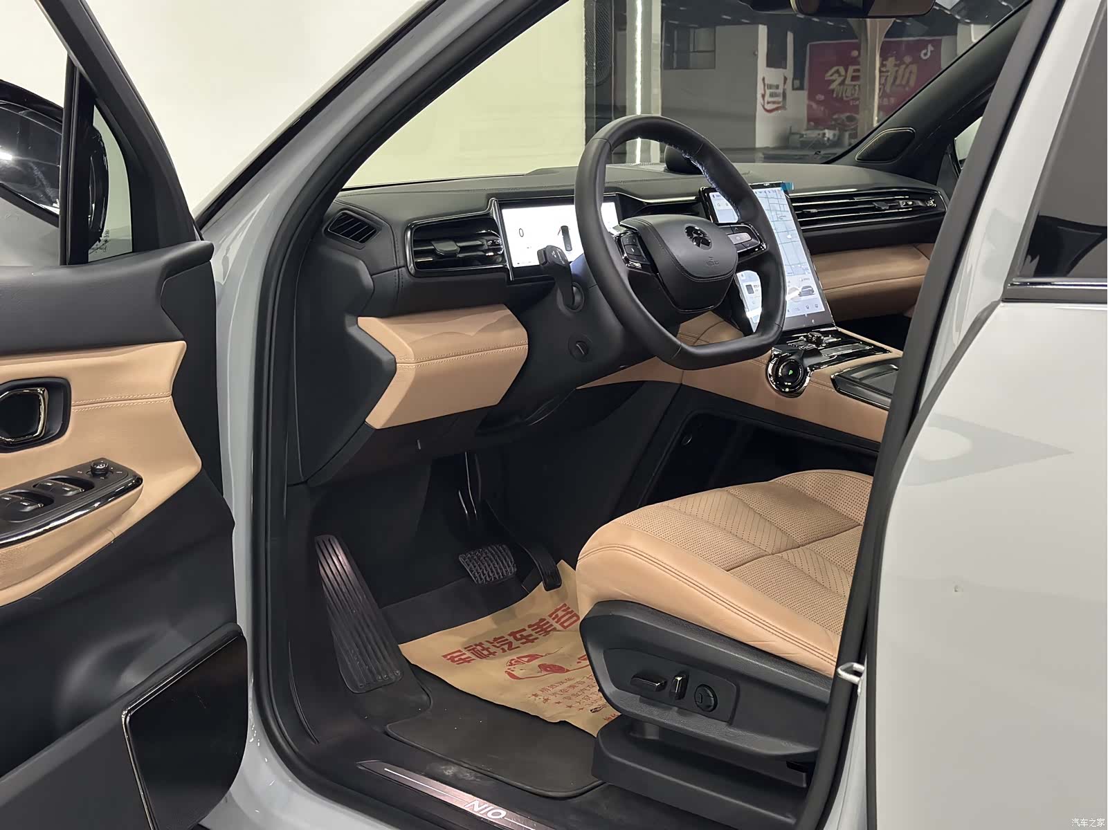 NIO ES8, 2021 6