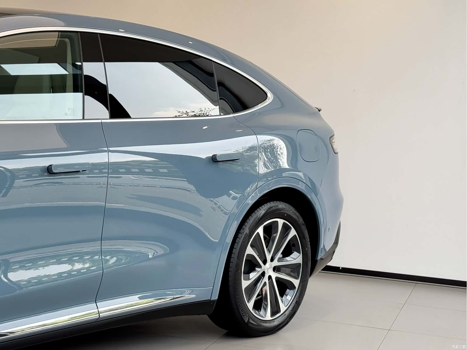 Luxeed R7, 2025 23