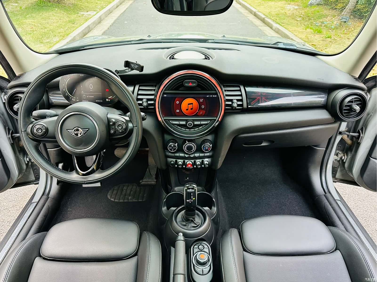 Mini Cooper, 2021 16