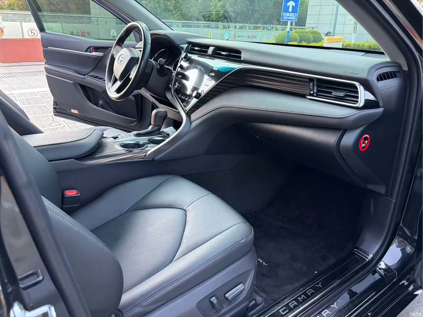 Toyota Camry, 2019 9