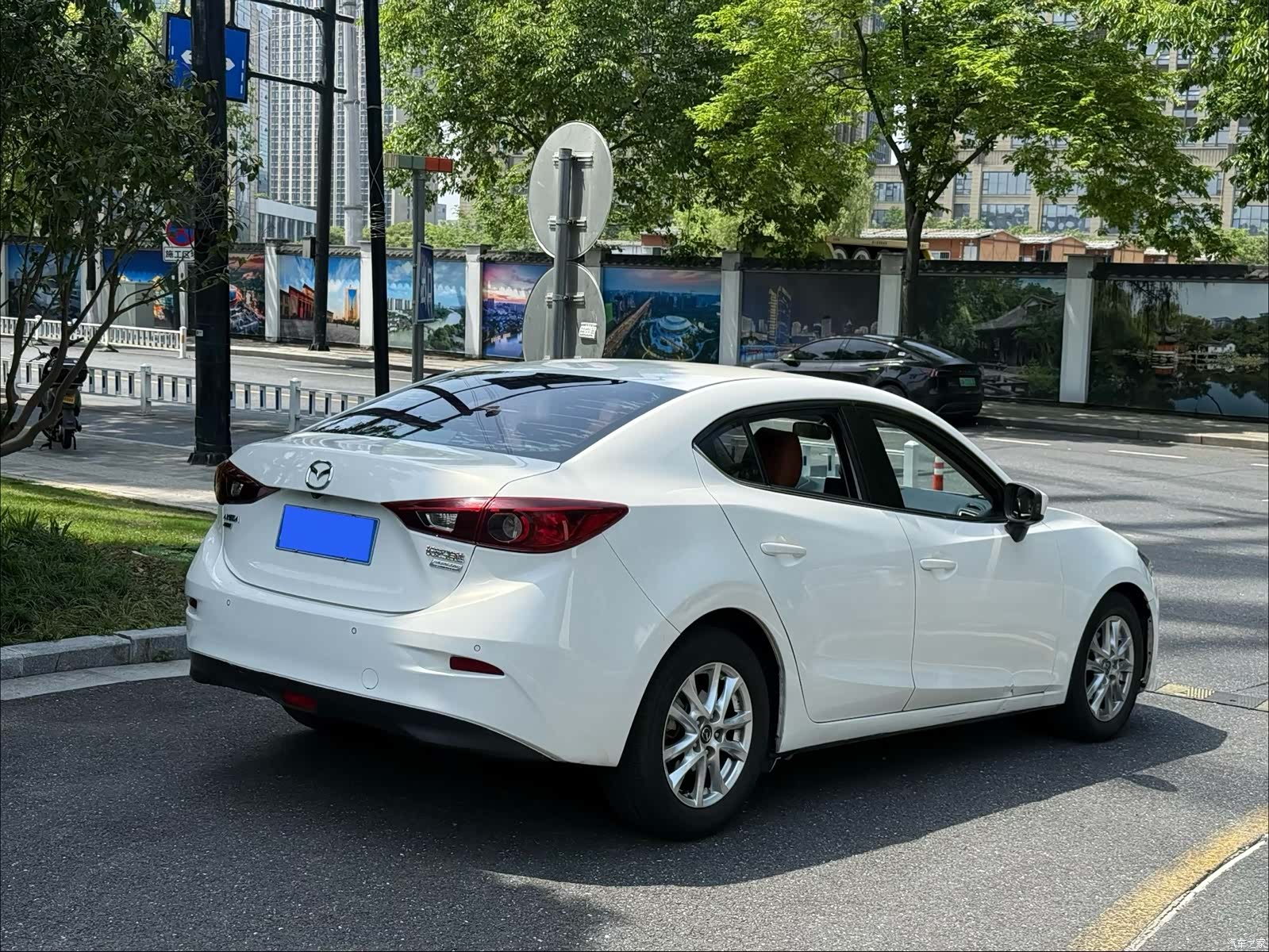 Mazda Mazda3, 2014 13