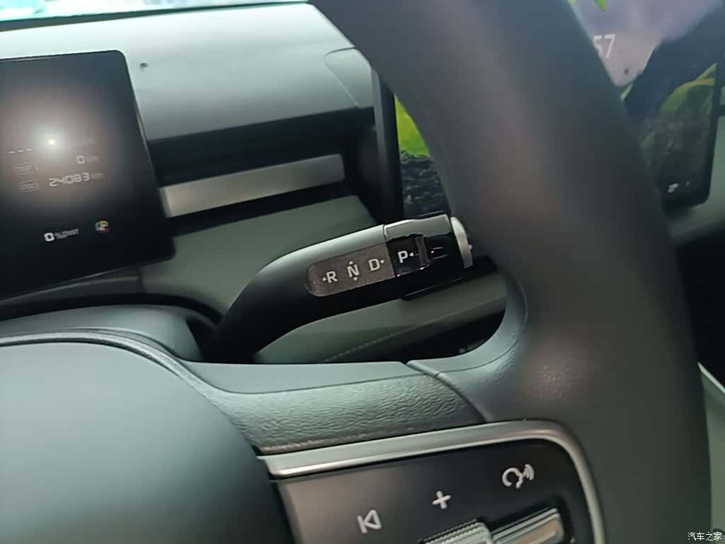 Roewe D6, 2025 14