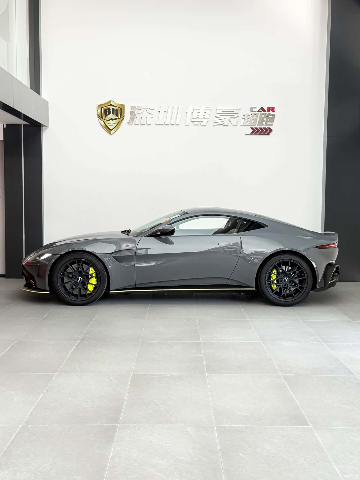 V8 Vantage, 2021 4