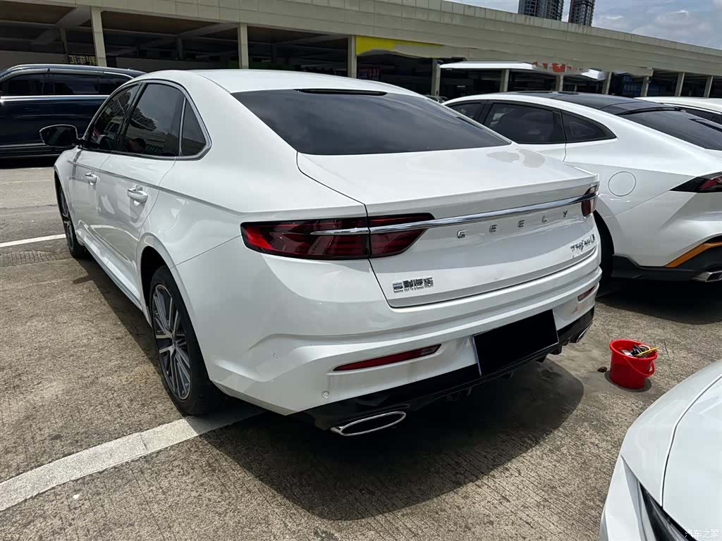 Geely Preface, 2023 13