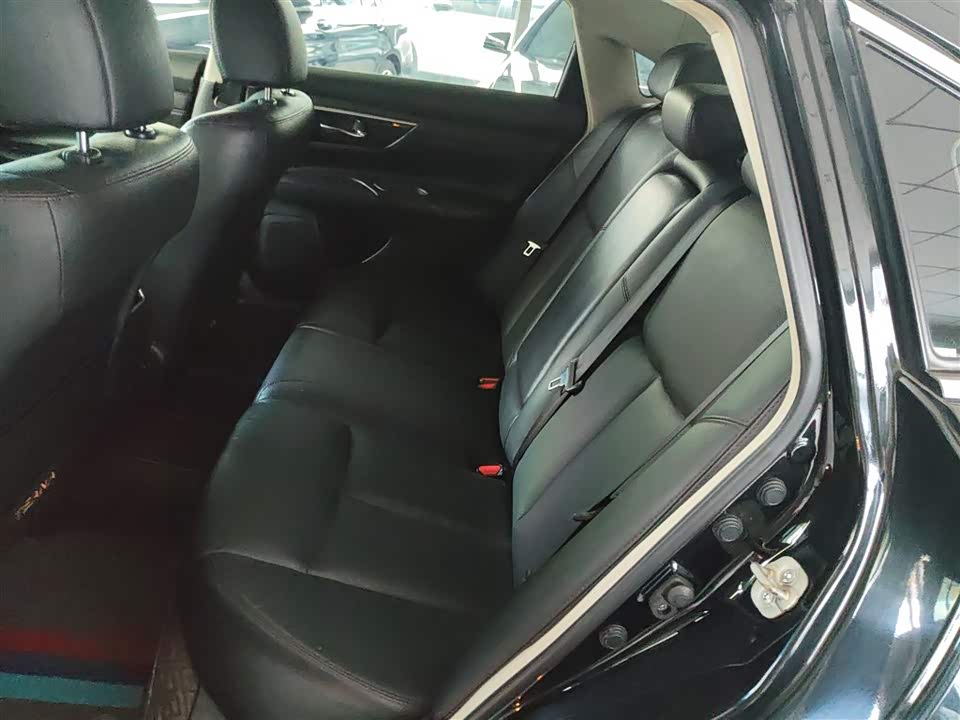 Nissan Teana Nissan Teana