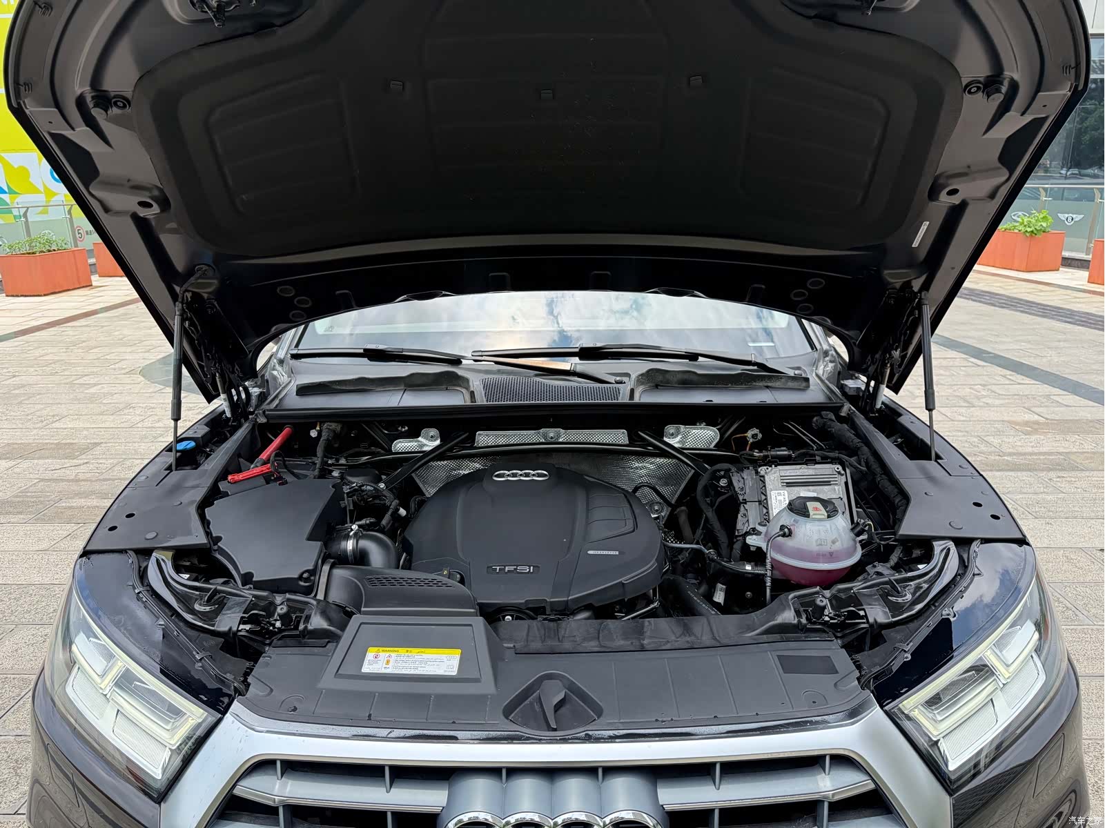 Audi Q5L, 2019 11