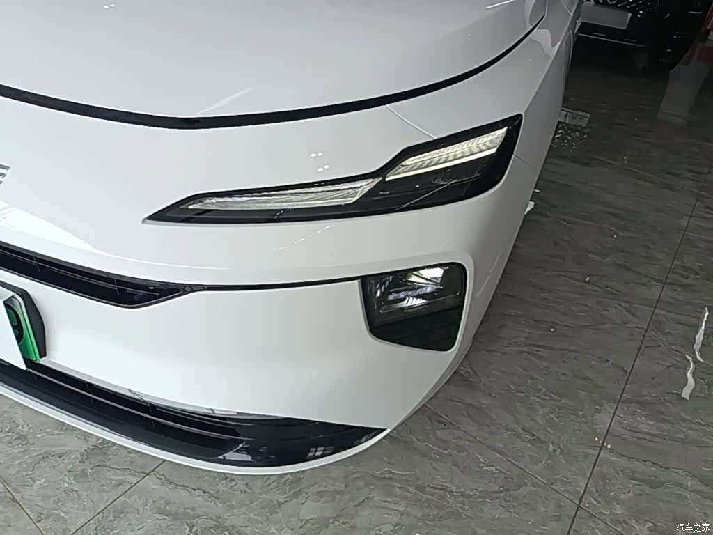 Roewe D6, 2025 24