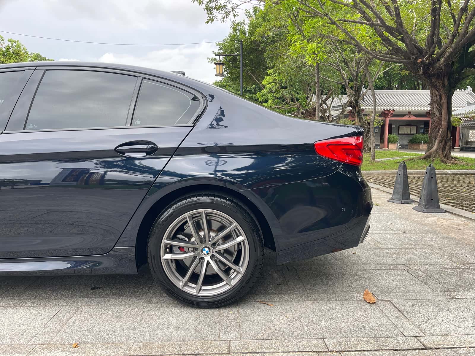 BMW 5 Series, 2019 23