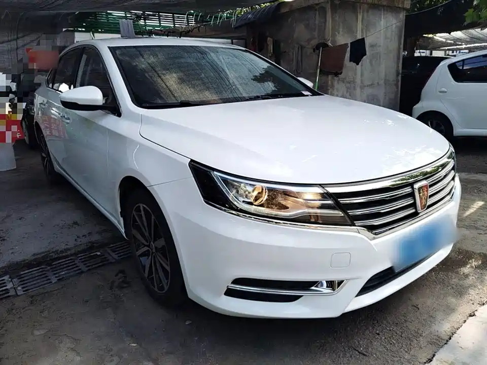 Roewe i6