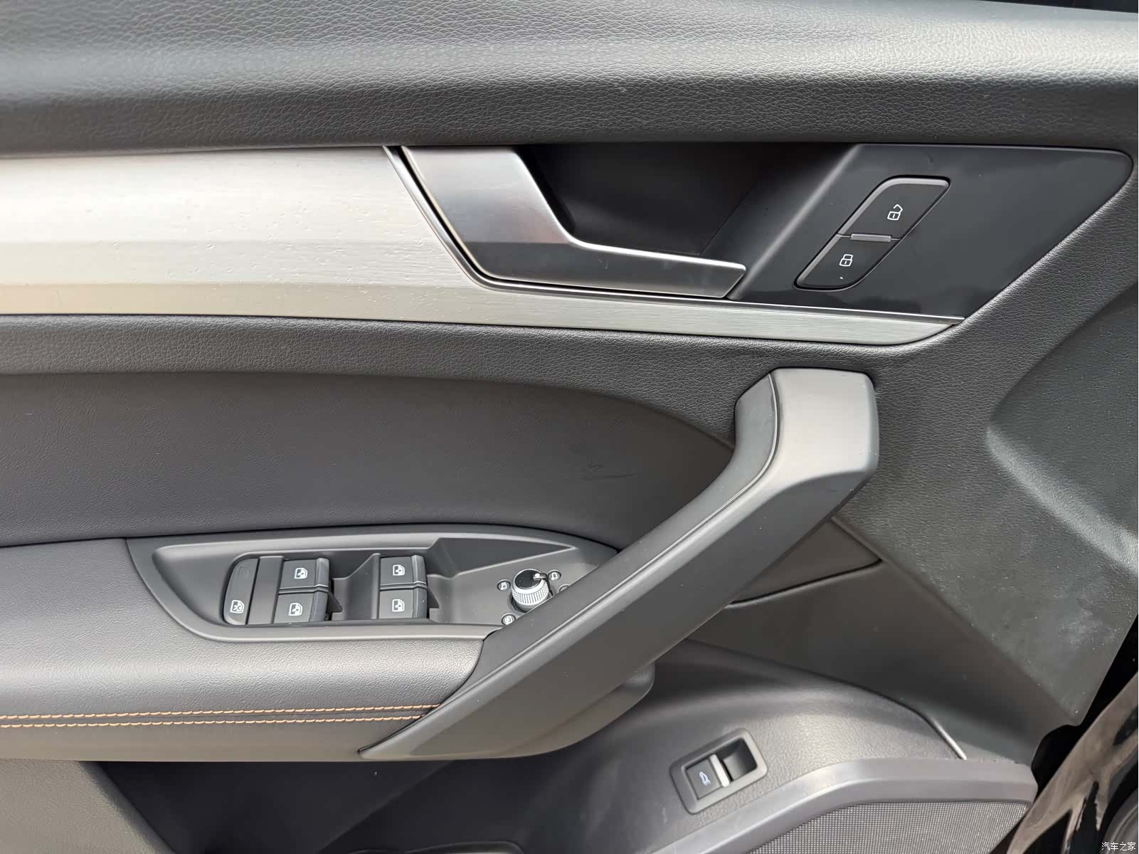 Audi Q5L, 2019 18