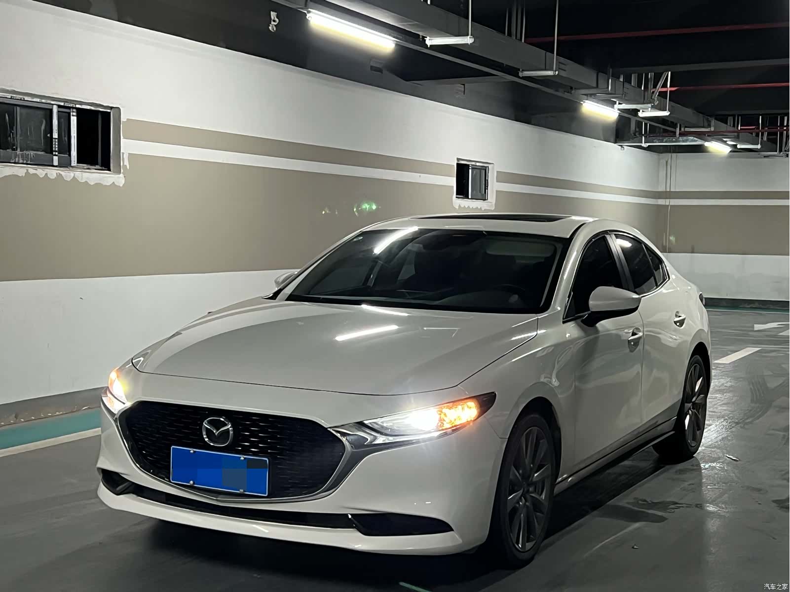Mazda Mazda3, 2023 1
