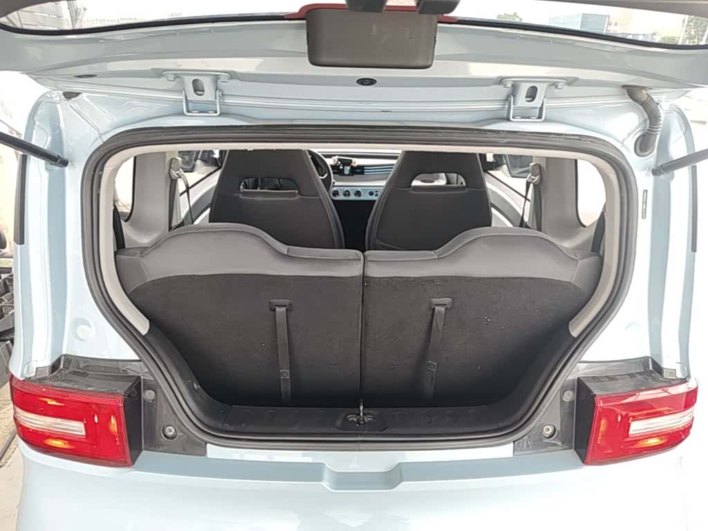 Wuling MINIEV, 2021 19