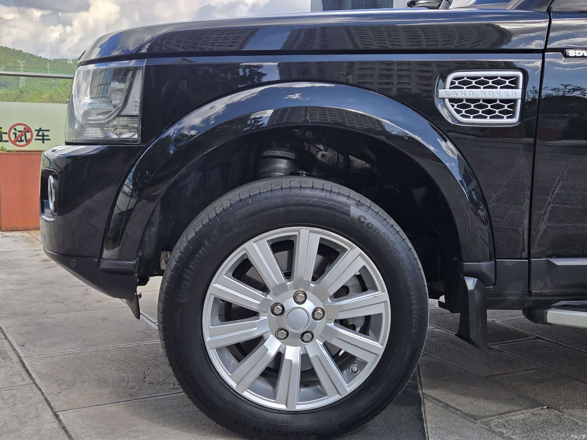 Land Rover Discovery, 2015 13