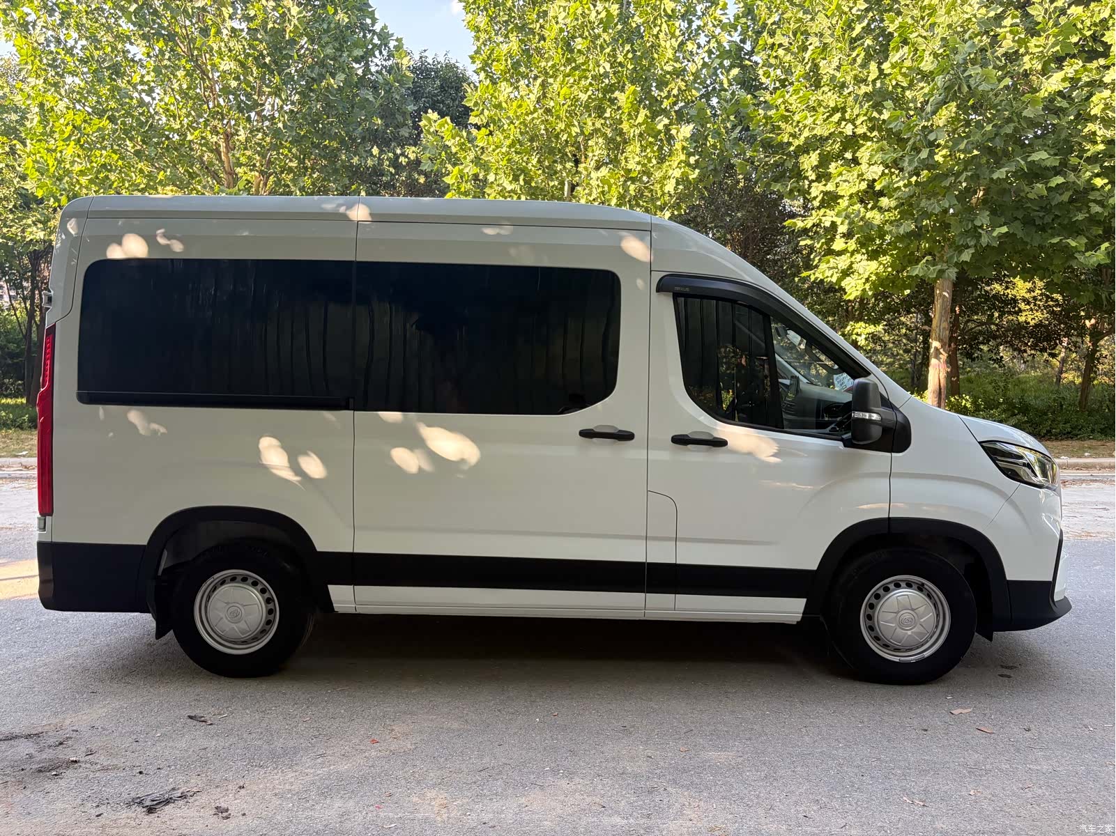 Maxus V90, 2023 3