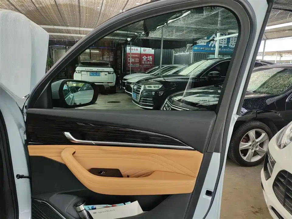 Geely Monjaro plug-in-hybrid